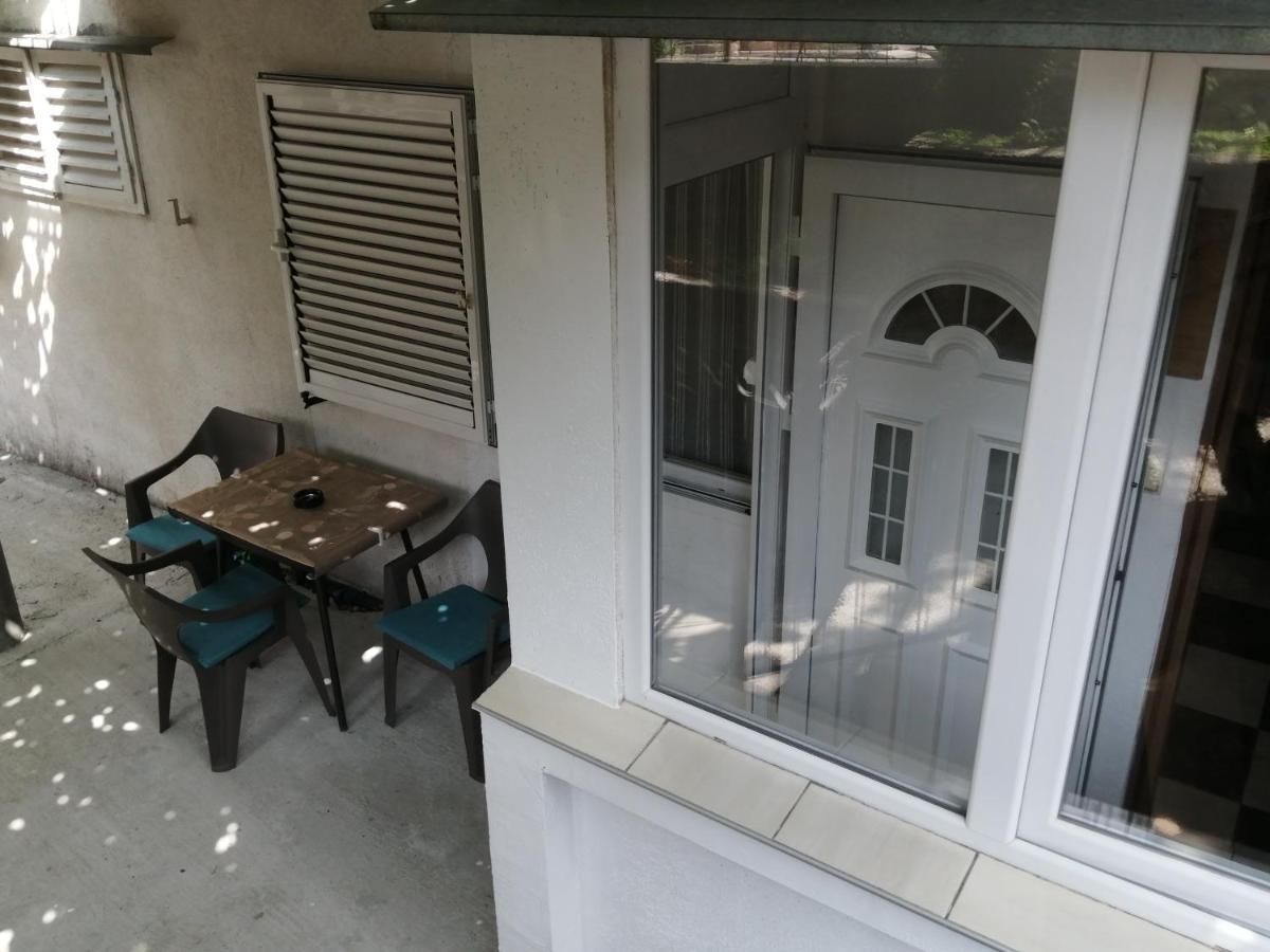 State Apartmants 2 Kotor Exterior photo